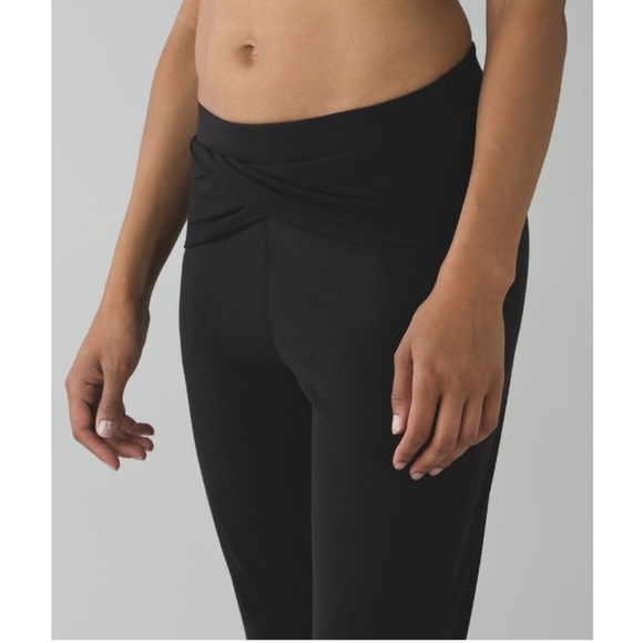 Lululemon Sunset Salutation Crop Leggings - Picture 4 of 14